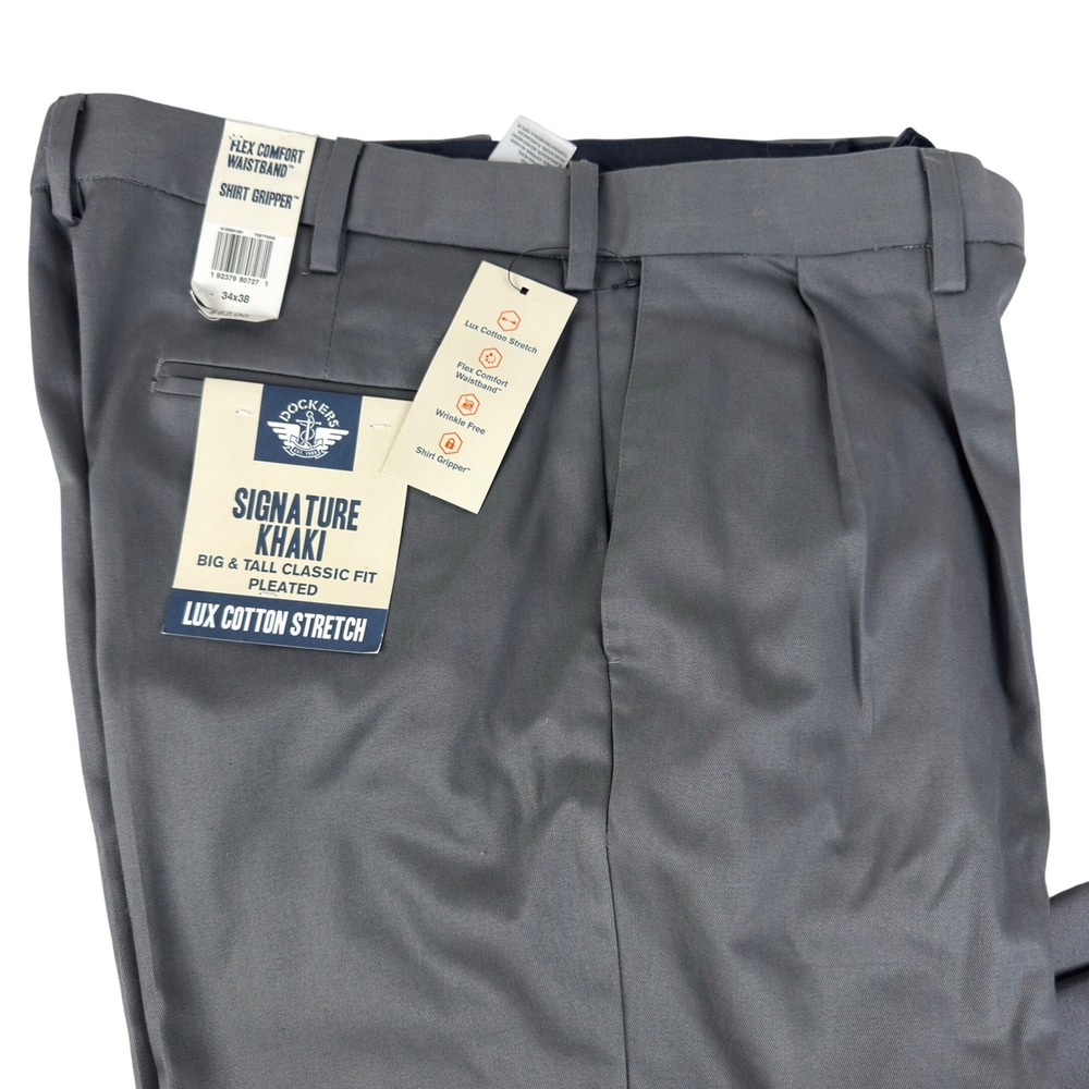 Dockers Signature Khaki Mens 34x38 Grey Pleated Lux Cotton Stretch Pants NWT